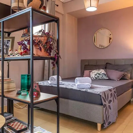 Amalias Studio Apartment Kalamata